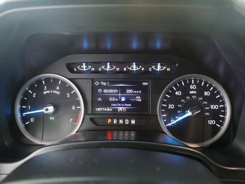 Used 2018 Ford Expedition XLT w/ Cargo Package RWD image 15