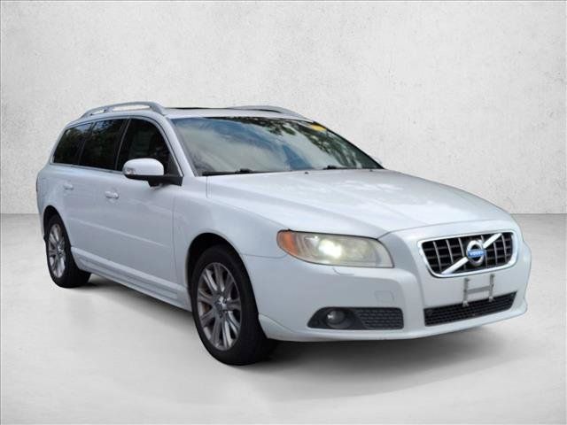 Used 2010 Volvo V70 R-Design FWD image 4