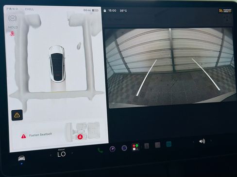 Used 2022 Tesla Model Y Performance AWD/4WD image 16