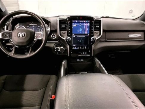 Used 2025 RAM 1500 Big Horn AWD/4WD image 19