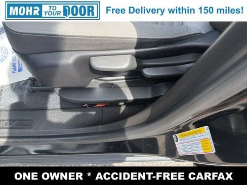 Used 2021 Chevrolet Equinox LS FWD image 12