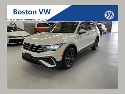 Certified 2023 Volkswagen Tiguan SE