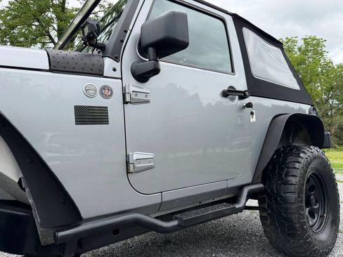 Used 2014 Jeep Wrangler Sport w/ Quick Order Package 23S AWD/4WD image 10