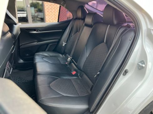 Used 2022 Toyota Camry XSE FWD image 25