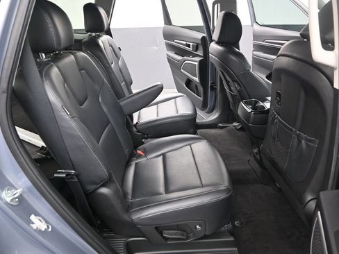 Used 2023 Kia Telluride S w/ S Sunroof Package FWD image 30