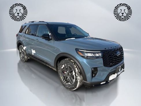 New 2026 Ford Explorer ST w/ Sun And Sound Package image 3