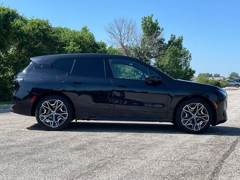 Used 2025 BMW iX xDrive50 AWD/4WD image 8