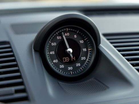 Certified 2024 Porsche 911 Targa 4S image 33