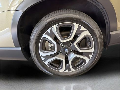Used 2024 Subaru Ascent Touring image 40