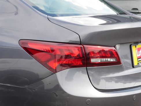 Used 2017 Acura TLX V6 w/Advance Pkg image 5