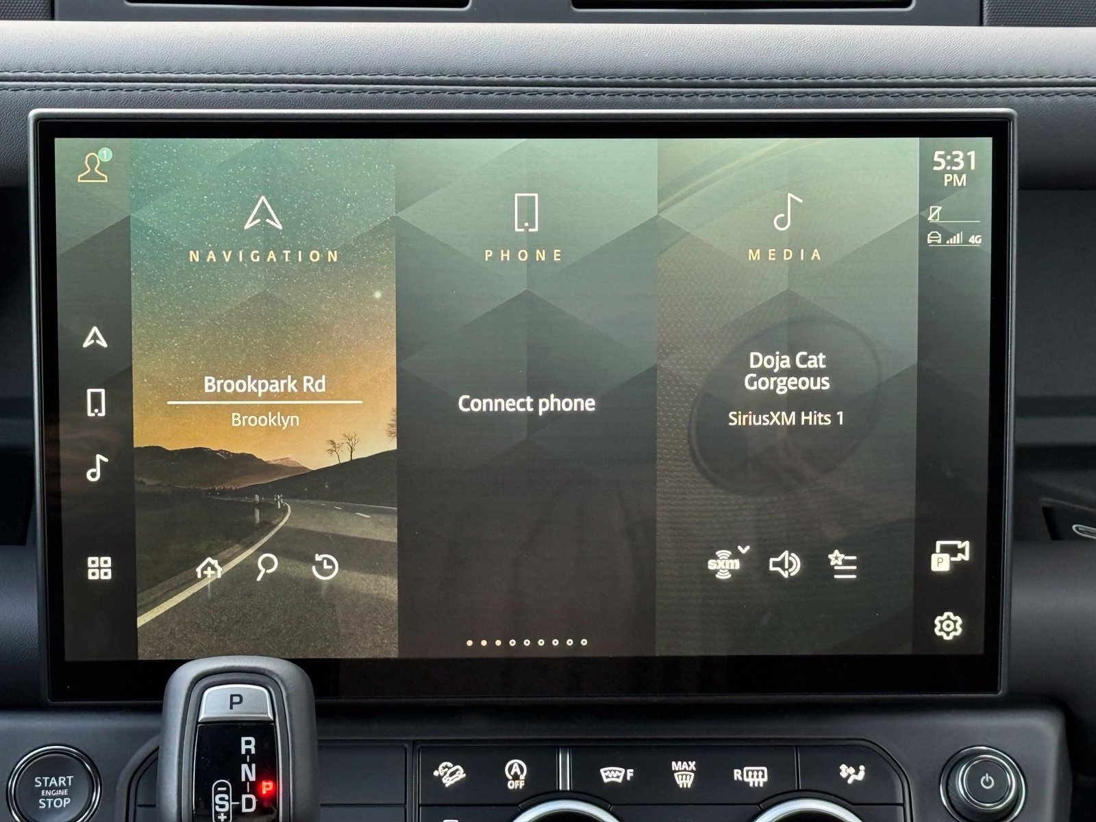 New 2026 Land Rover Defender 110 X-Dynamic SE AWD/4WD image 24