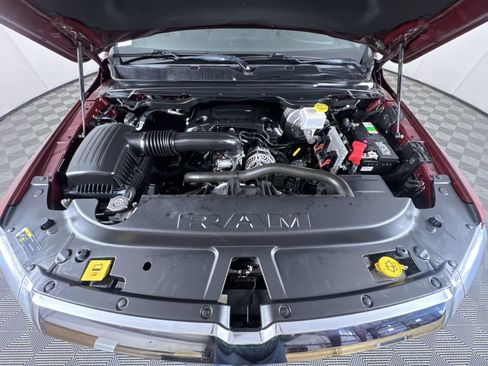 Used 2019 RAM 1500 Laramie AWD/4WD image 28