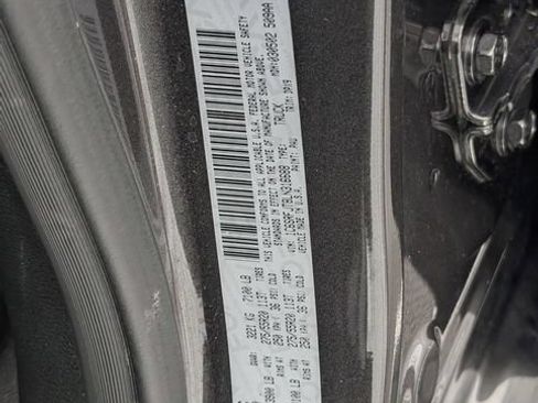 Used 2020 RAM 1500 Laramie AWD/4WD image 36