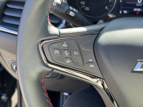 Used 2023 Chevrolet Equinox RS image 25