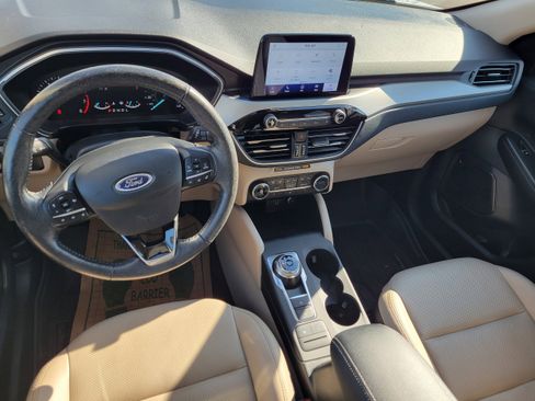 Used 2020 Ford Escape SEL image 13