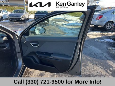Certified 2025 Kia K4 EX image 58