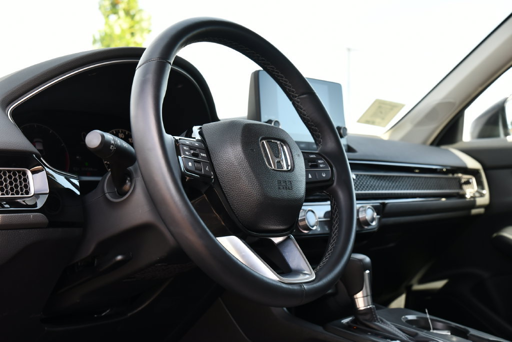 Used 2024 Honda Civic EX-L image 10