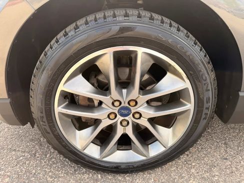Used 2016 Ford Edge Titanium w/ Equipment Group 302A AWD/4WD image 20
