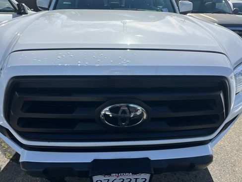 Used 2023 Toyota Tacoma SR w/ SR Convenience Package image 9