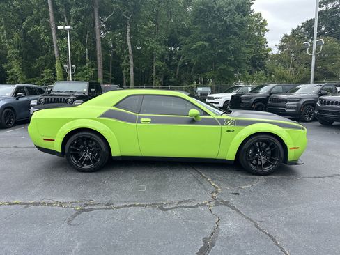 Used 2023 Dodge Challenger R/T Scat Pack RWD image 10