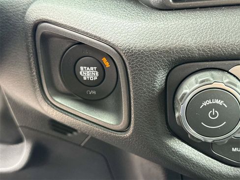 New 2026 Jeep Gladiator Sport image 28