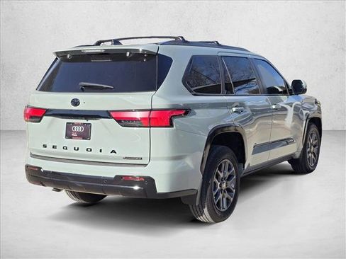 Used 2025 Toyota Sequoia Platinum image 5