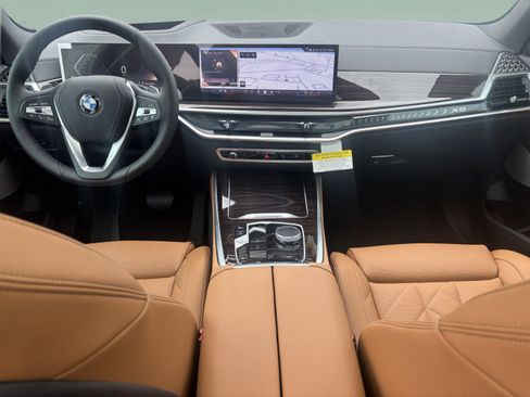 Used 2026 BMW X5 xDrive40i w/ Premium Package AWD/4WD image 24
