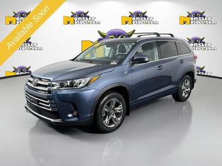 Used 2019 Toyota Highlander Limited AWD/4WD video 1
