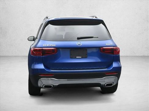 Certified 2026 Mercedes-Benz GLB 250 4MATIC image 5