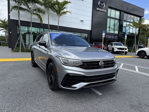 Used 2023 Volkswagen Tiguan SE R-Line image 7