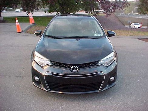 Used 2015 Toyota Corolla S image 34