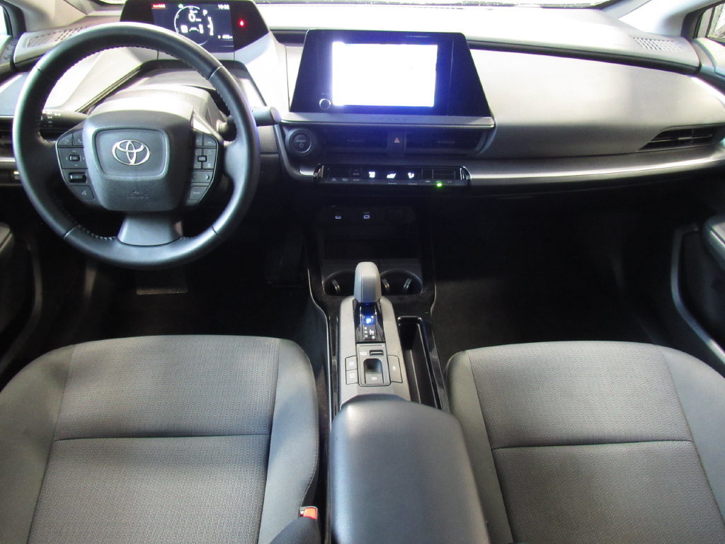 Certified 2025 Toyota Prius LE FWD image 28
