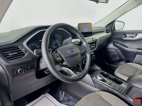 Certified 2022 Ford Escape SE w/ Convenience Package image 9