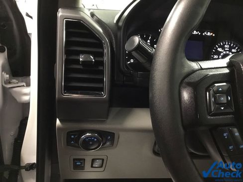 Used 2018 Ford F150 XLT w/ Equipment Group 302A Luxury image 26