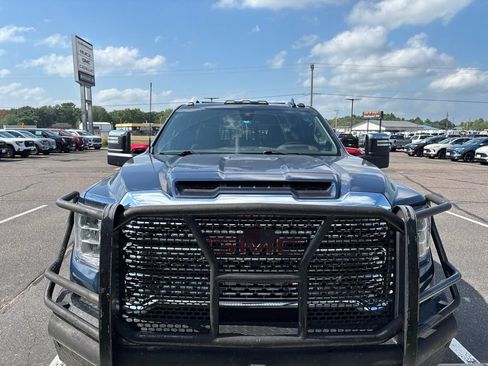 Used 2021 GMC Sierra 3500 Denali w/ Denali Ultimate Package AWD/4WD image 3