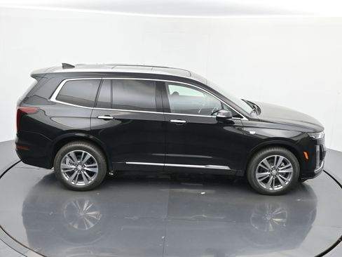 New 2025 Cadillac XT6 Premium Luxury w/ LPO, Floor Liner Package image 28