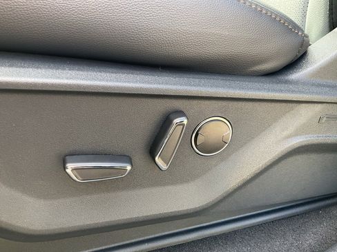 New 2025 Ford F150 Lightning Lariat image 26