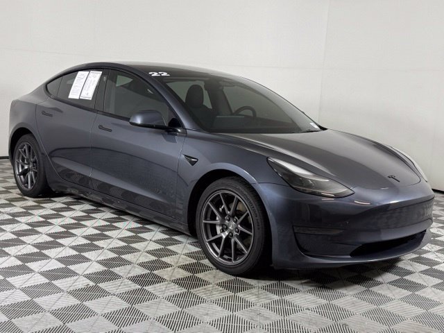 Used 2022 Tesla Model 3 RWD image 9