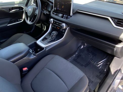 Certified 2025 Toyota RAV4 XLE w/ Convenience Package FWD image 9