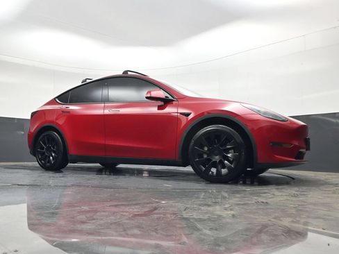 Used 2021 Tesla Model Y 2WD image 35