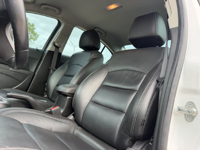 Used 2013 Chevrolet Cruze LTZ w/ RS Package FWD image 12