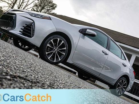 Used 2018 Toyota Corolla SE image 4