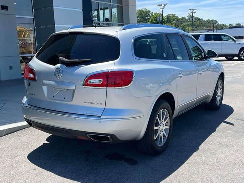 Used 2014 Buick Enclave Leather w/ Trailering Provision Package FWD image 3