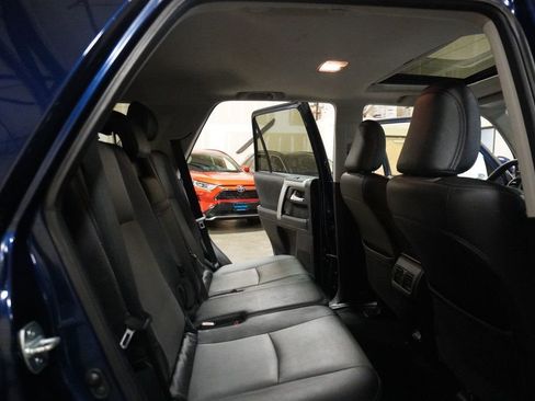 Used 2020 Toyota 4Runner SR5 Premium w/ Moonroof Package image 7