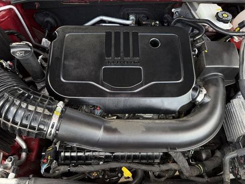 Used 2025 Chevrolet Blazer LT AWD/4WD image 26