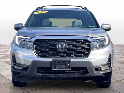 Used 2023 Honda Passport EX-L image 3