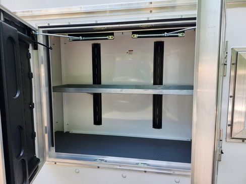 Used 2022 Chevrolet Express 3500 w/ Power Convenience Package RWD image 27