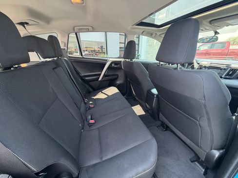 Used 2016 Toyota RAV4 XLE AWD/4WD image 15