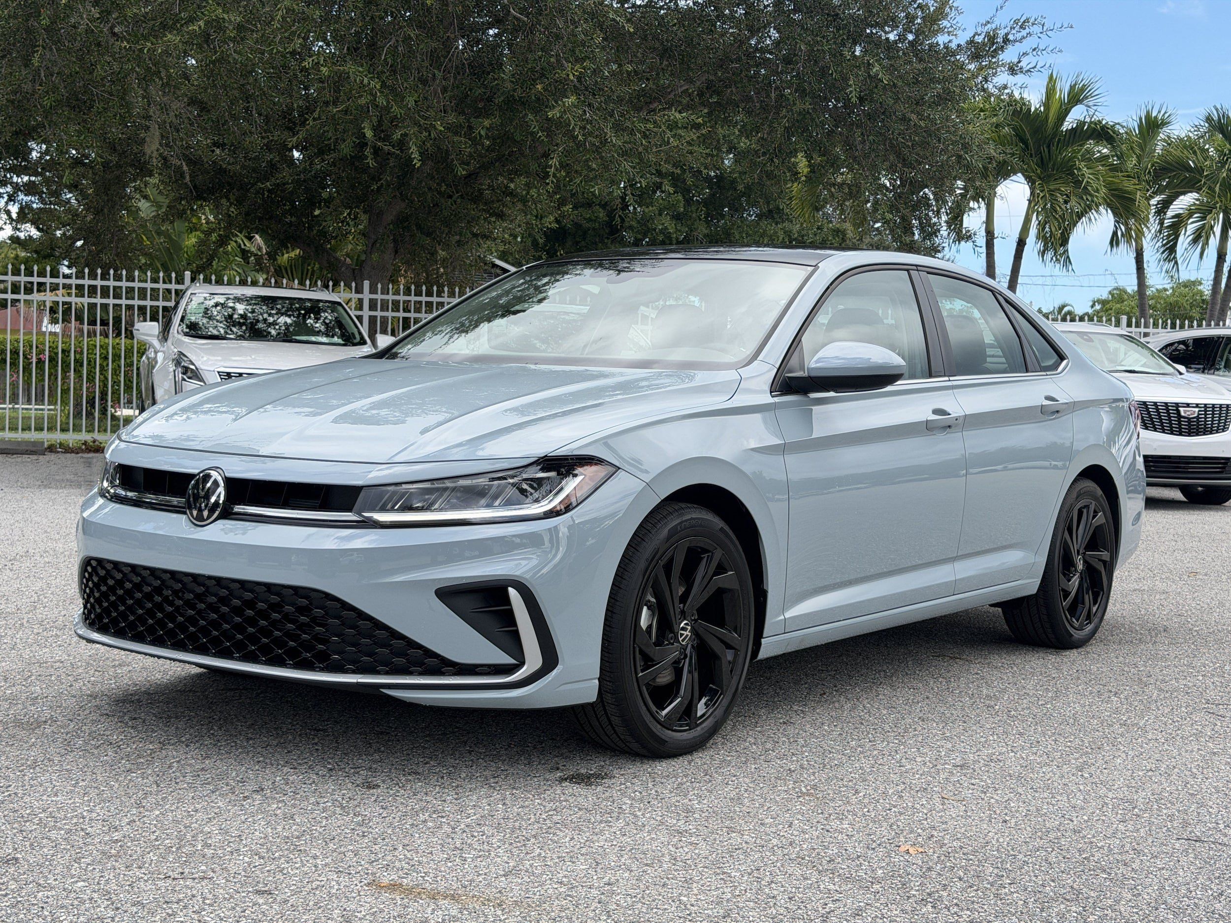 New 2026 Volkswagen Jetta SE FWD image 3