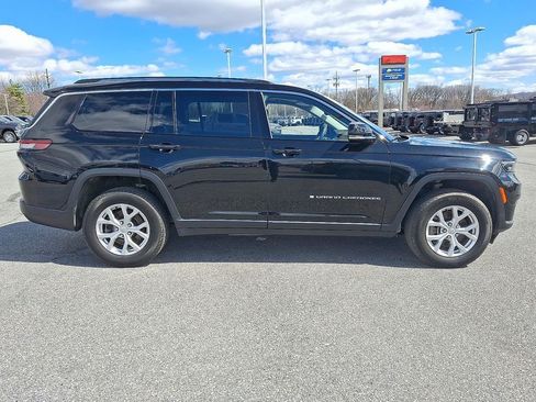 Used 2023 Jeep Grand Cherokee L Limited AWD/4WD image 8
